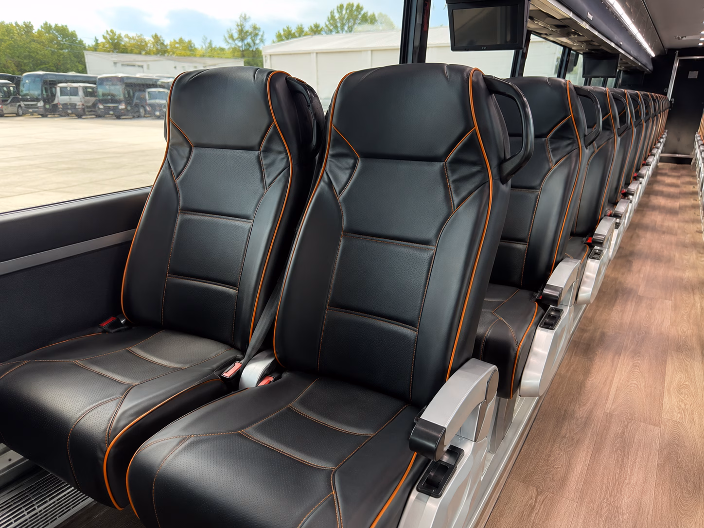 cayuga lake wine trail group transportation from utica
