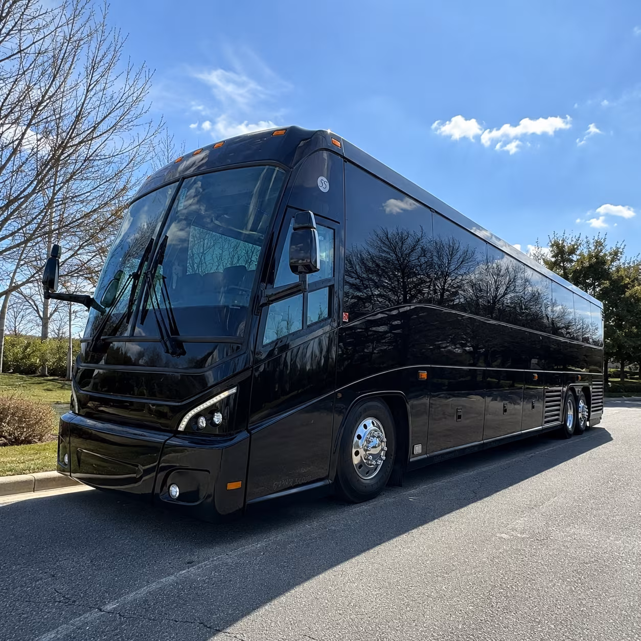 shuttle buses for wynn hospital and mvhs healthcare staff in utica