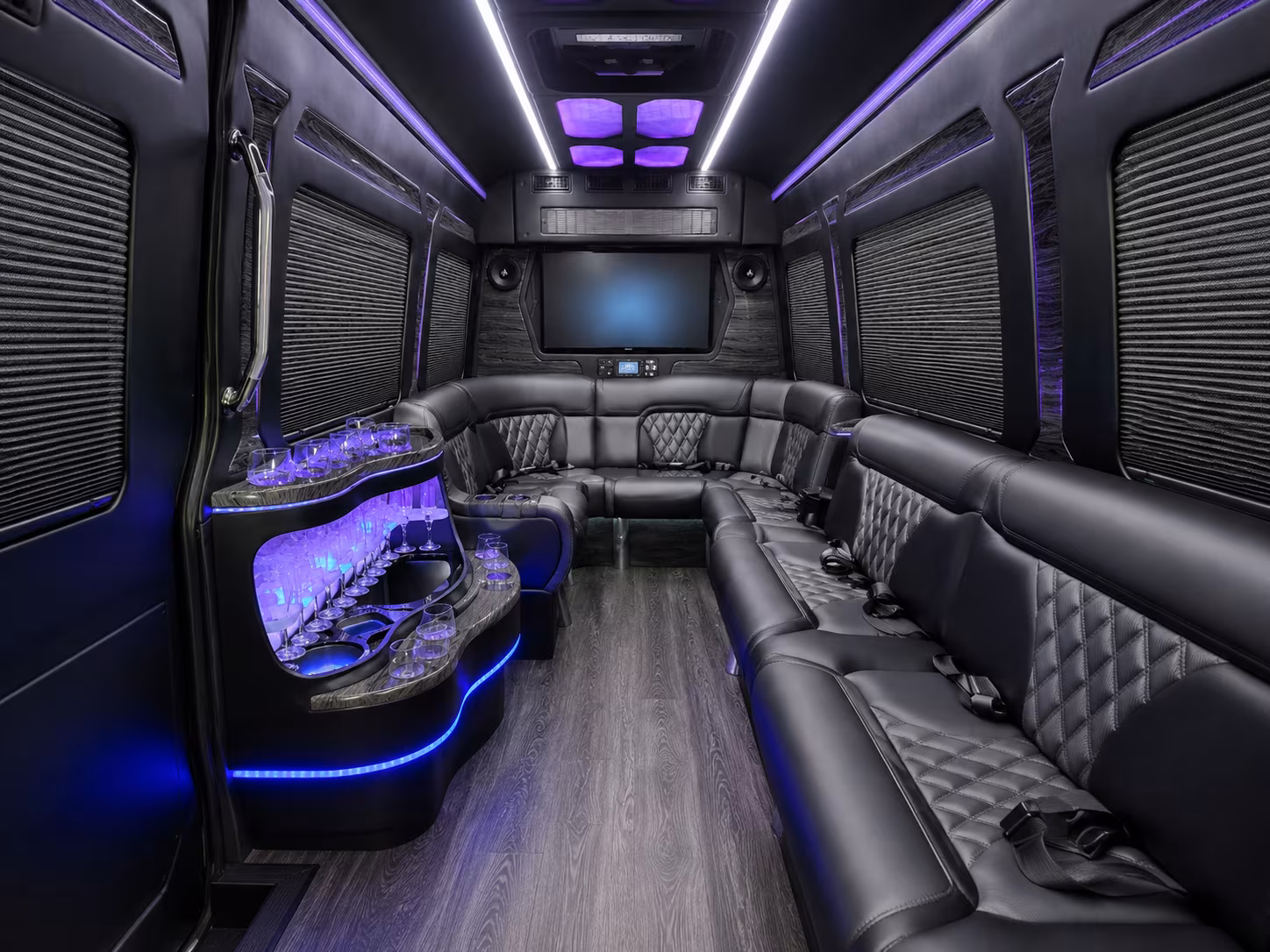 utica 25 passenger party bus